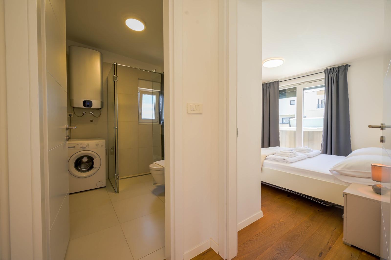 Bedroom and en-suite view
