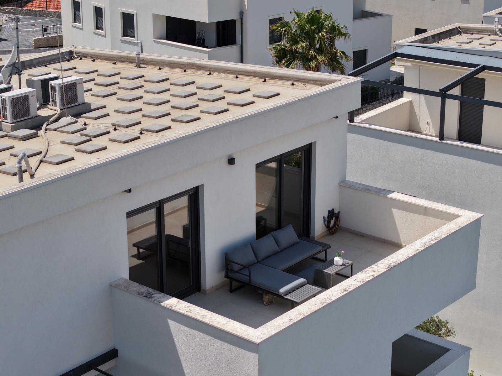 Sea-view terrace from above